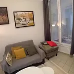 1 Minute Gare Montparnasse ,Near To Eiffel Tour And Louvre Meusm,Gorgeous Place