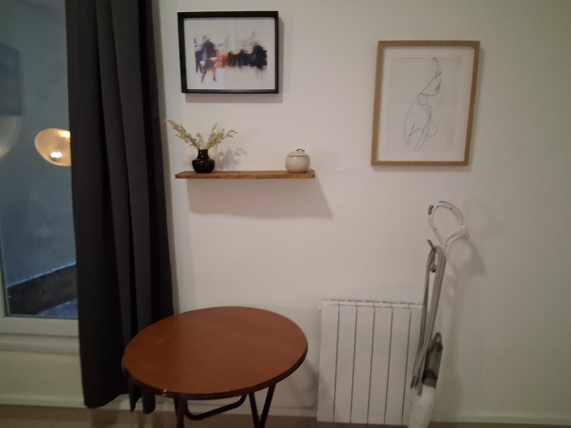 1 Minute Gare Montparnasse ,near To Eiffel Tour And Louvre Meusm,gorgeous Place Paris