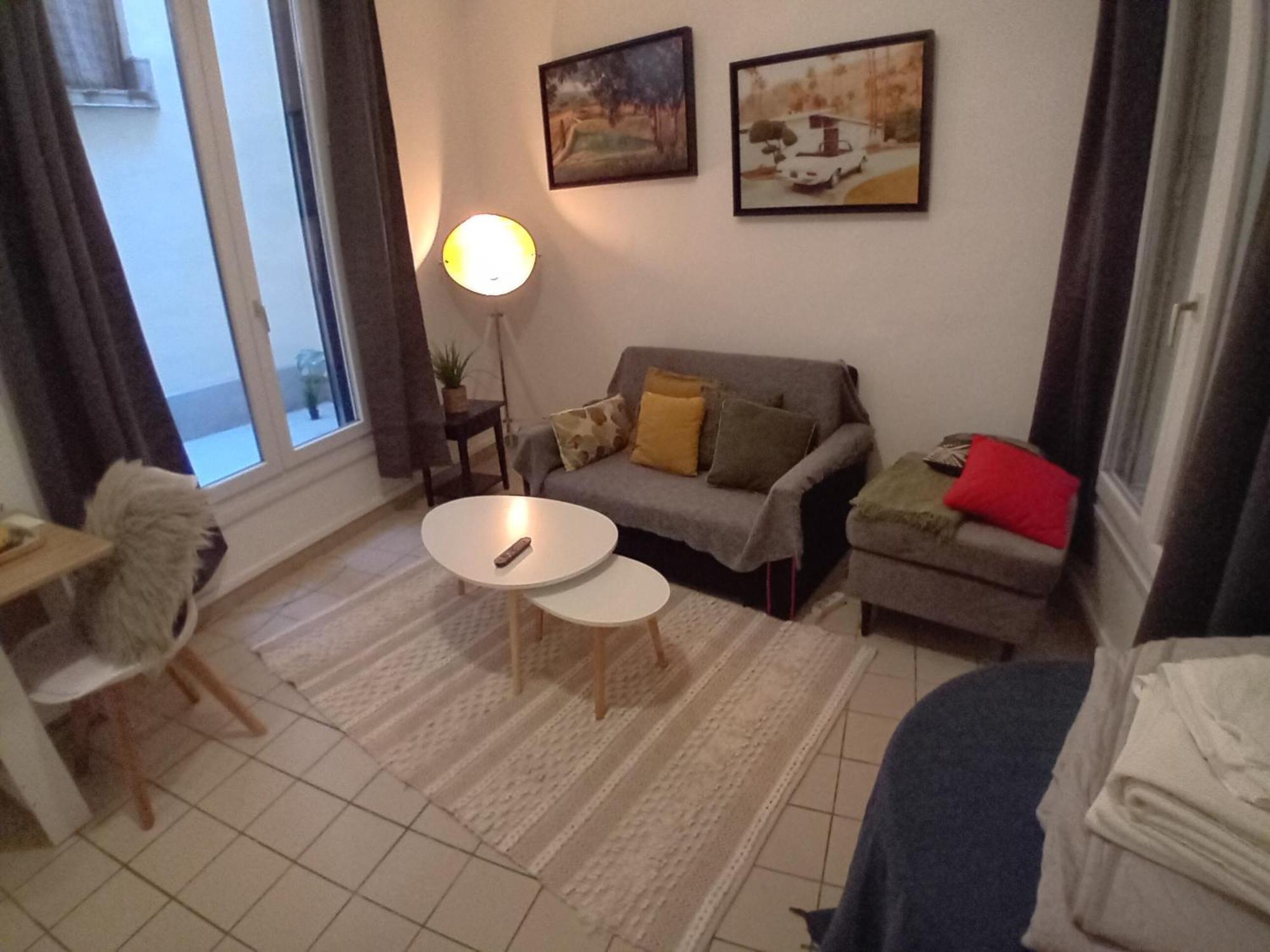 1 Minute Gare Montparnasse ,near To Eiffel Tour And Louvre Meusm,gorgeous Place Apartment