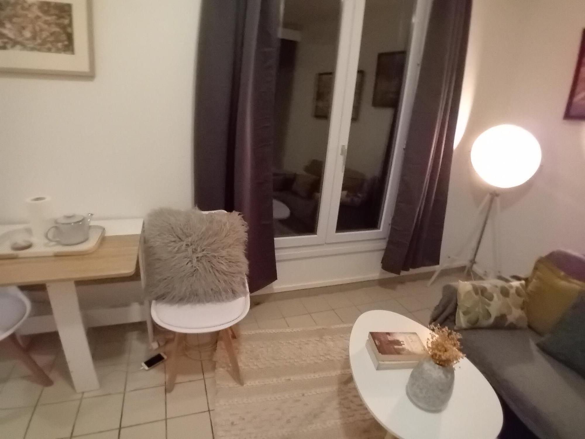 1 Minute Gare Montparnasse ,near To Eiffel Tour And Louvre Meusm,gorgeous Place Apartment Paris